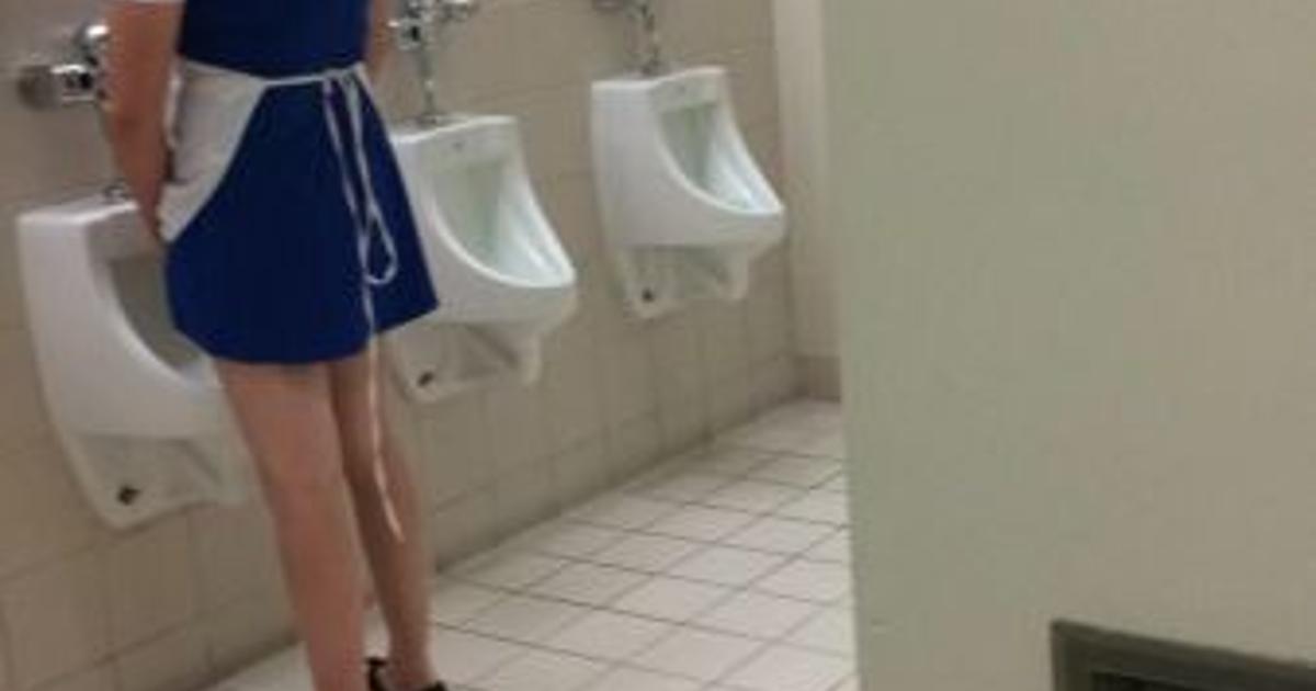 High school girl and toilet xxx pic